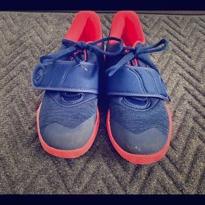 (KD) Nike little boys basketball shoes.
